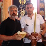 Драган Живковић примио колач од сина Небојше Живковића
