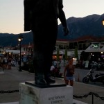 Споменик Аристотелу Оназису